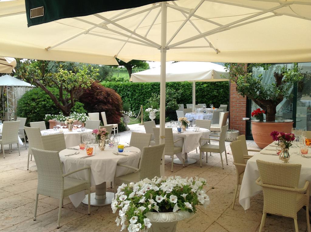 Resort Casino di Caccia Custoza Esterno foto